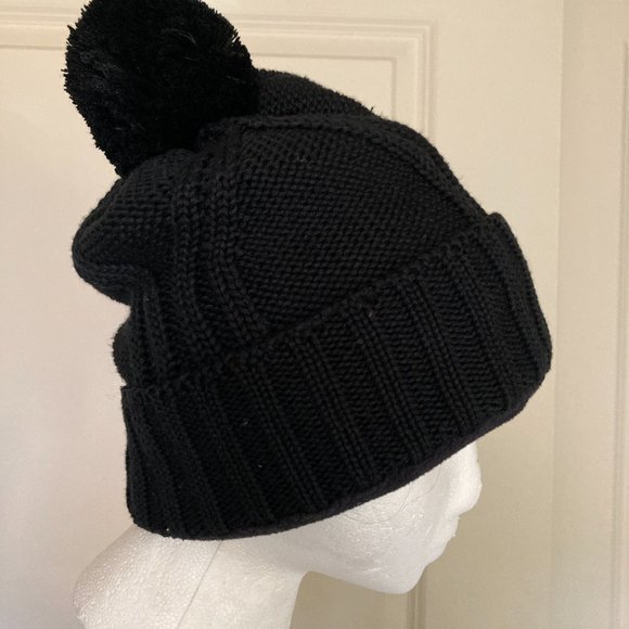 NIKE GOLF LADIES CHUNKY CABLE KNIT BEANIE- BLACK - Picture 5 of 7